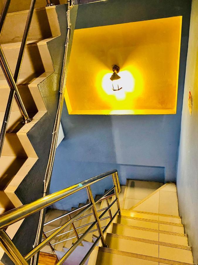Frutta Hostel Patong Esterno foto