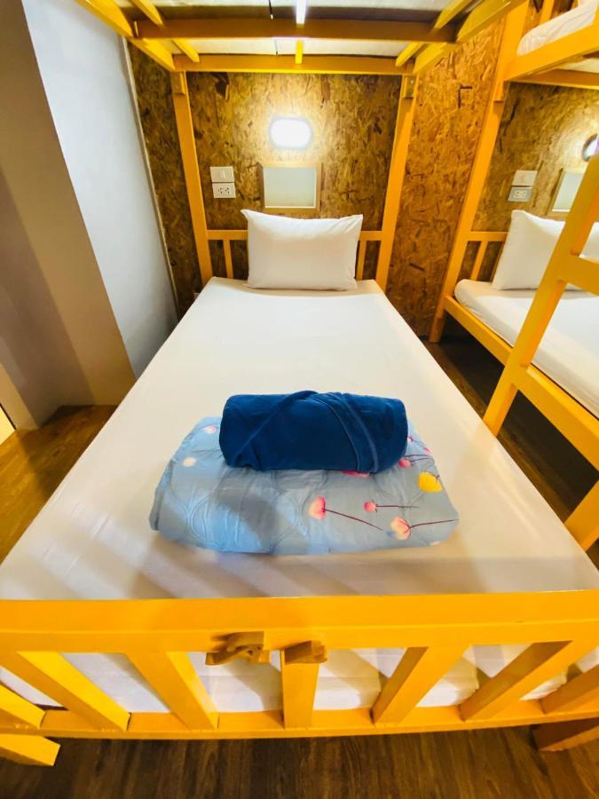 Frutta Hostel Patong Esterno foto