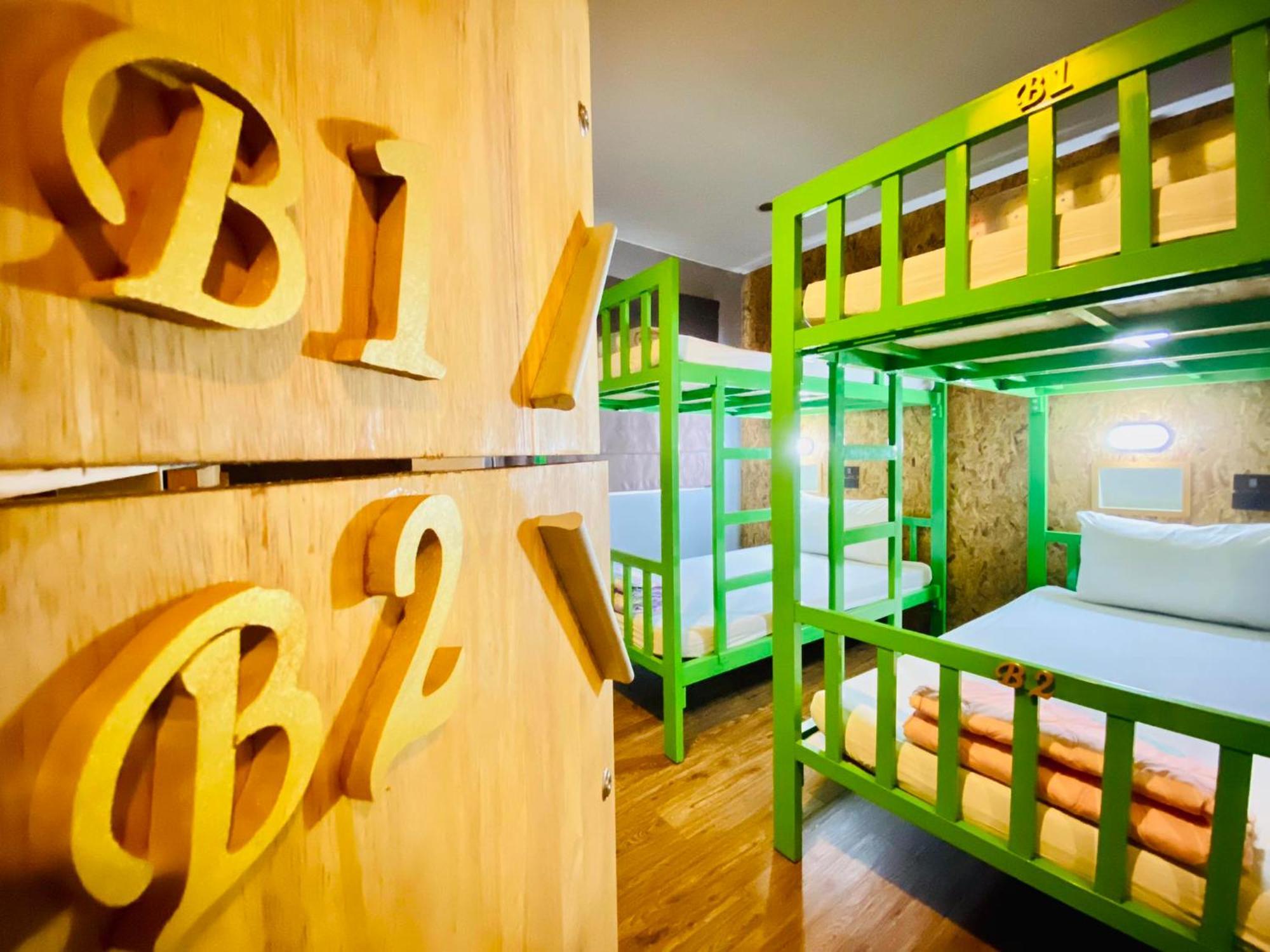 Frutta Hostel Patong Esterno foto